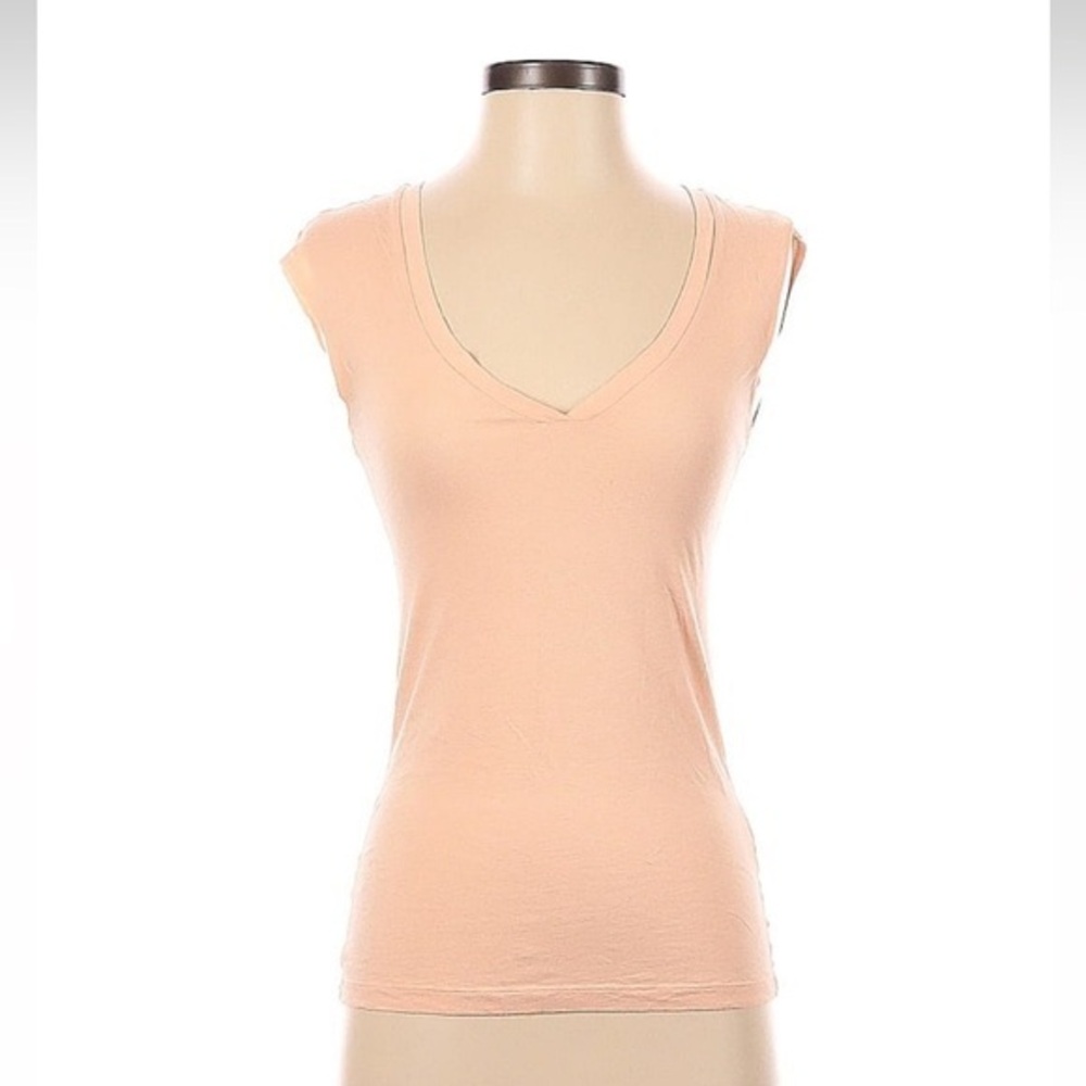 Theory
Size S Sleeveless T-Shirt